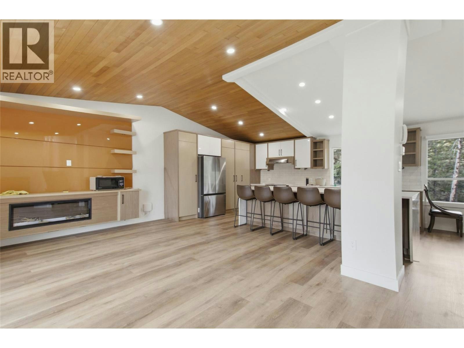 2012 Sifton Avenue, Kamloops, BC, V1S 1A9 - 24