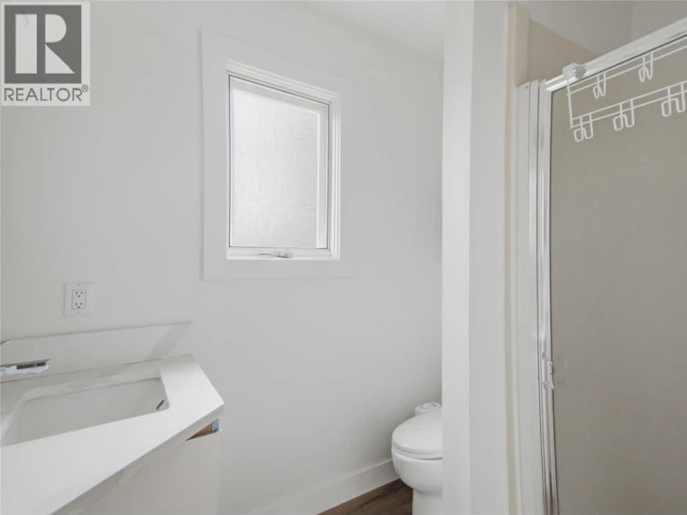 2012 Sifton Avenue, Kamloops, BC, V1S 1A9 - 34