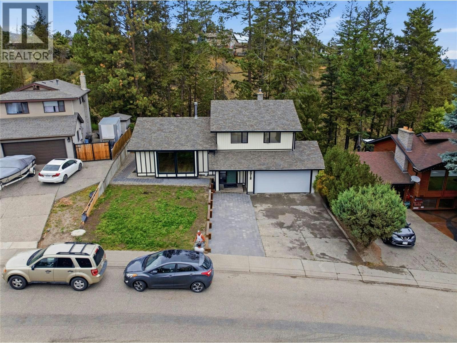 2012 Sifton Avenue, Kamloops, BC, V1S 1A9 - 14