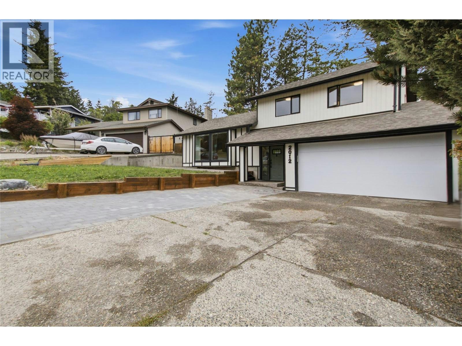 2012 Sifton Avenue, Kamloops, BC, V1S 1A9 - 3