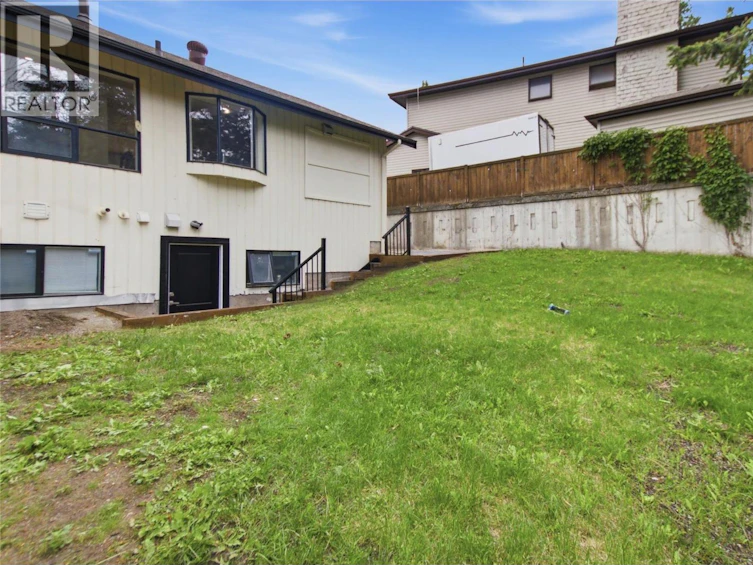 2012 Sifton Avenue, Kamloops, BC, V1S 1A9 - 8