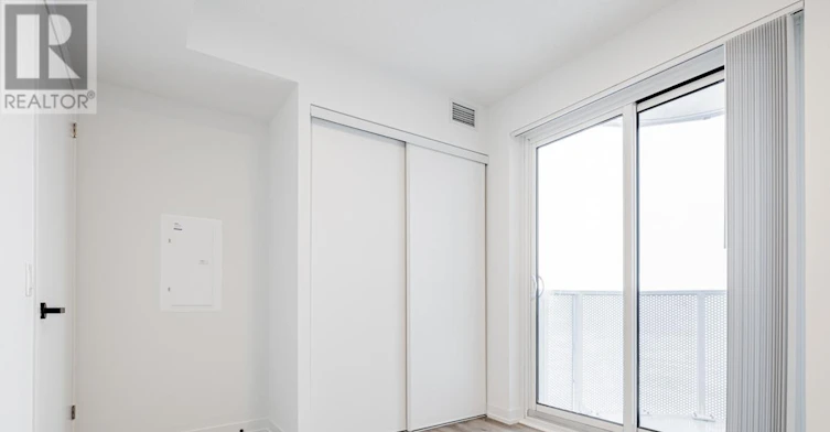 2011-195 Commerce Street, Vaughan, ON, L4K 5Z7 - 22