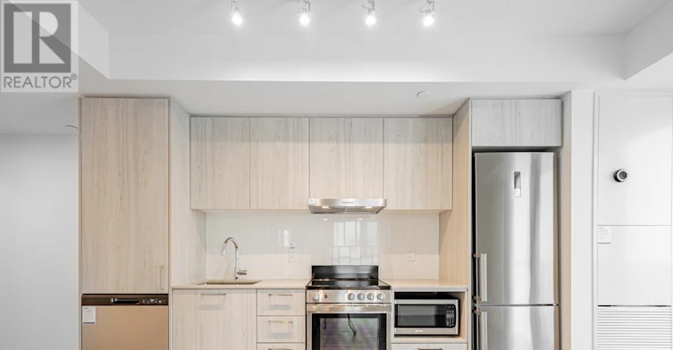 2011-195 Commerce Street, Vaughan, ON, L4K 5Z7 - 15