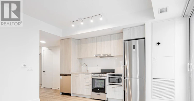 2011-195 Commerce Street, Vaughan, ON, L4K 5Z7 - 12