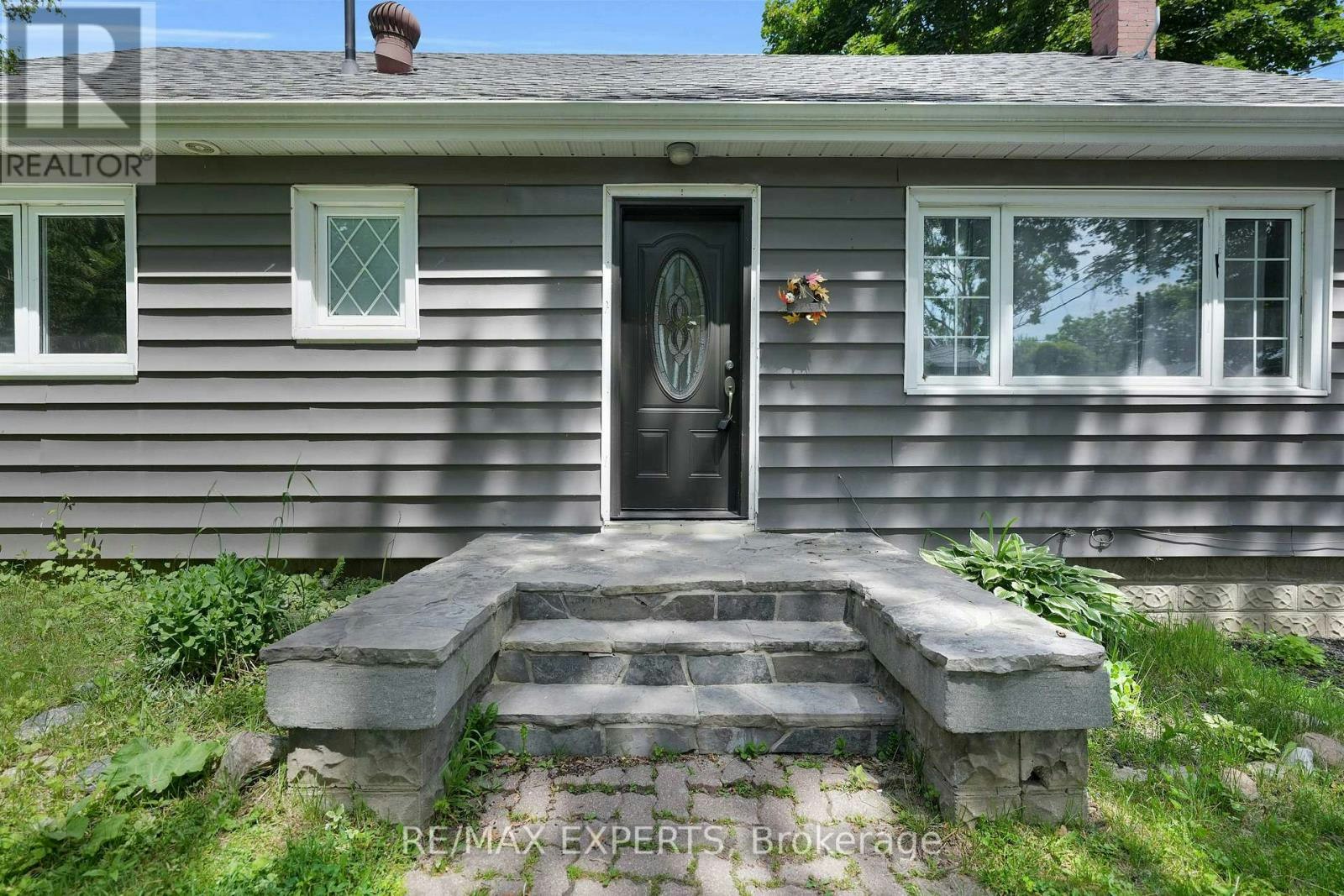 MAIN-92 Tupper Street W, New Tecumseth, ON, L9R 1E4 - 2