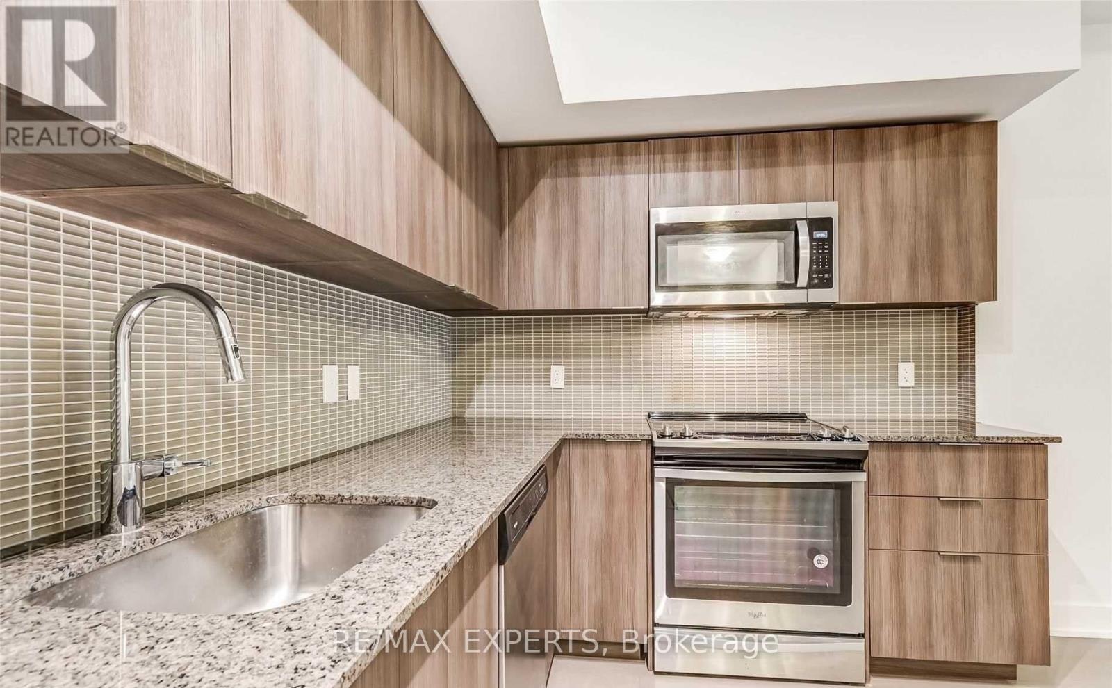 450-20 Shore Breeze Drive, Toronto, ON, M8V 0C7 - 11