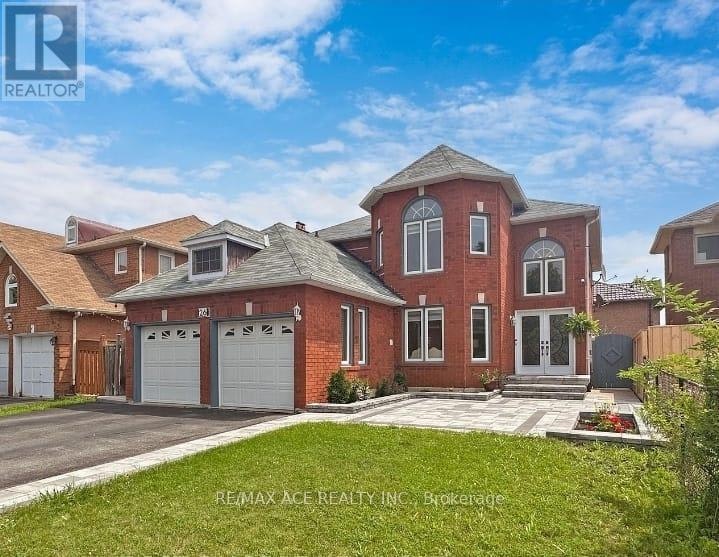 26 Brownridge Court N, Brampton, ON, L6W 4L4