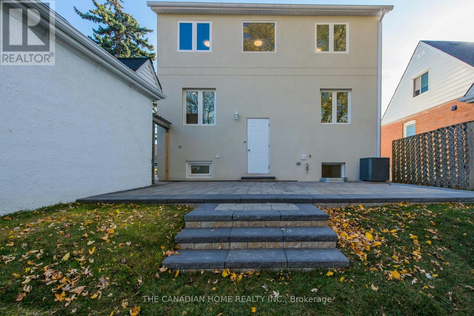 BASEMENT-8 Clearview Heights, Toronto, ON, M6M 1Z9 - 4