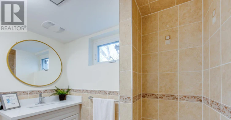 BASEMENT-8 Clearview Heights, Toronto, ON, M6M 1Z9 - 18