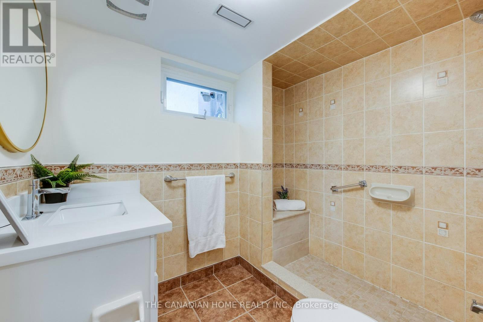 BASEMENT-8 Clearview Heights, Toronto, ON, M6M 1Z9 - 19