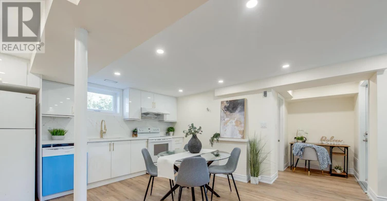 BASEMENT-8 Clearview Heights, Toronto, ON, M6M 1Z9 - 10