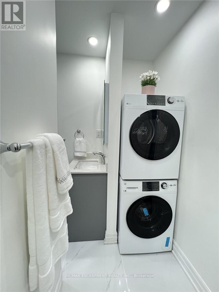 UPPER-1164 Cannon Street E, Hamilton, ON, L8L 2K1 - 8
