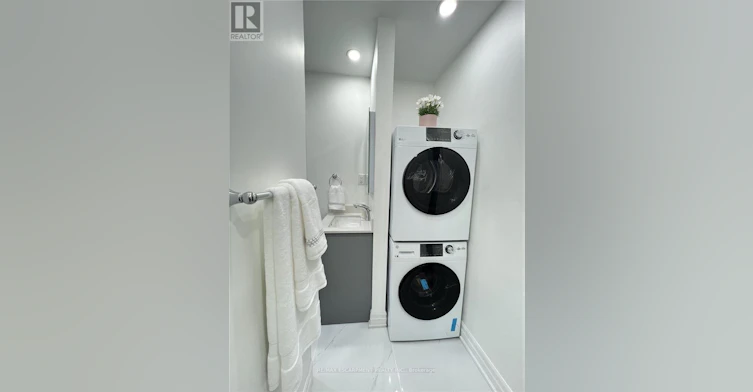 UPPER-1164 Cannon Street E, Hamilton, ON, L8L 2K1 - 8