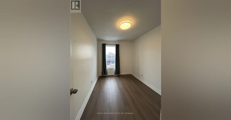 UPPER-1164 Cannon Street E, Hamilton, ON, L8L 2K1 - 9