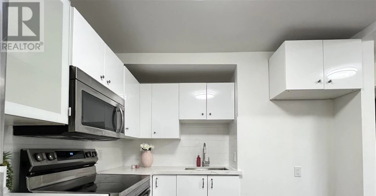 UPPER-1164 Cannon Street E, Hamilton, ON, L8L 2K1