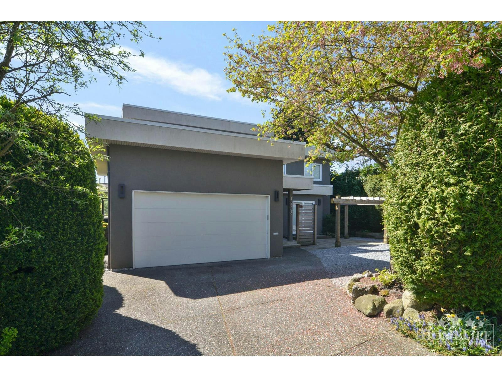 House-15728 Buena Vista Avenue, Surrey, BC, V4B 1Z7 - 2
