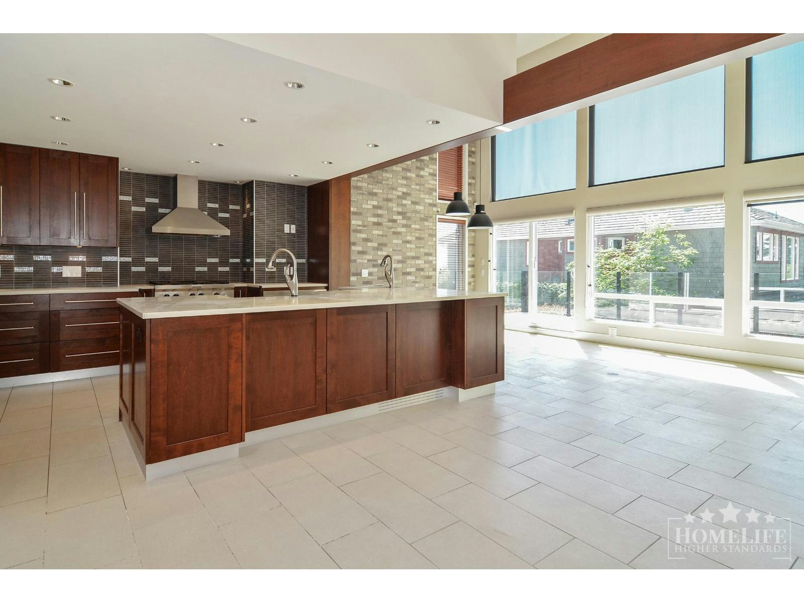 House-15728 Buena Vista Avenue, Surrey, BC, V4B 1Z7 - 3