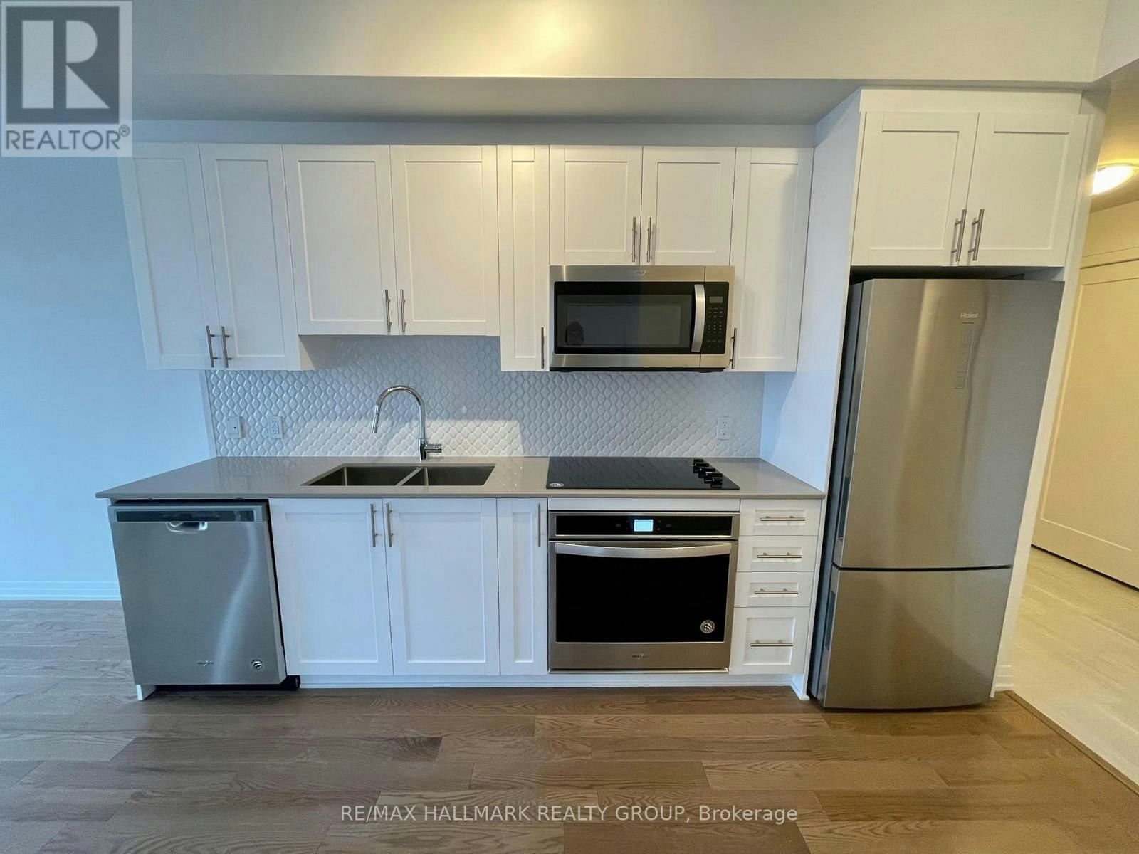 3002-805 Carling Avenue, Ottawa, ON, K1S 5W9 - 4