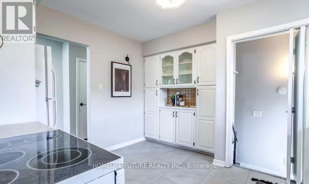 7 Stonehenge Crescent, Toronto, ON, M1G 2P5 - 13