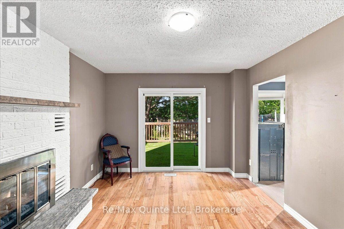 12 Brimley Court, Belleville, ON, K8N 5L5 - 8