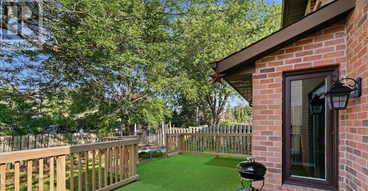 12 Brimley Court, Belleville, ON, K8N 5L5 - 16