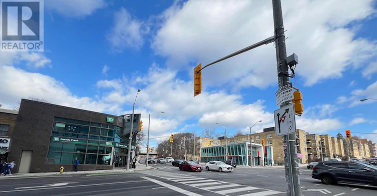 931-2020 Bathurst Street, Toronto, ON, M5P 0A6 - 16