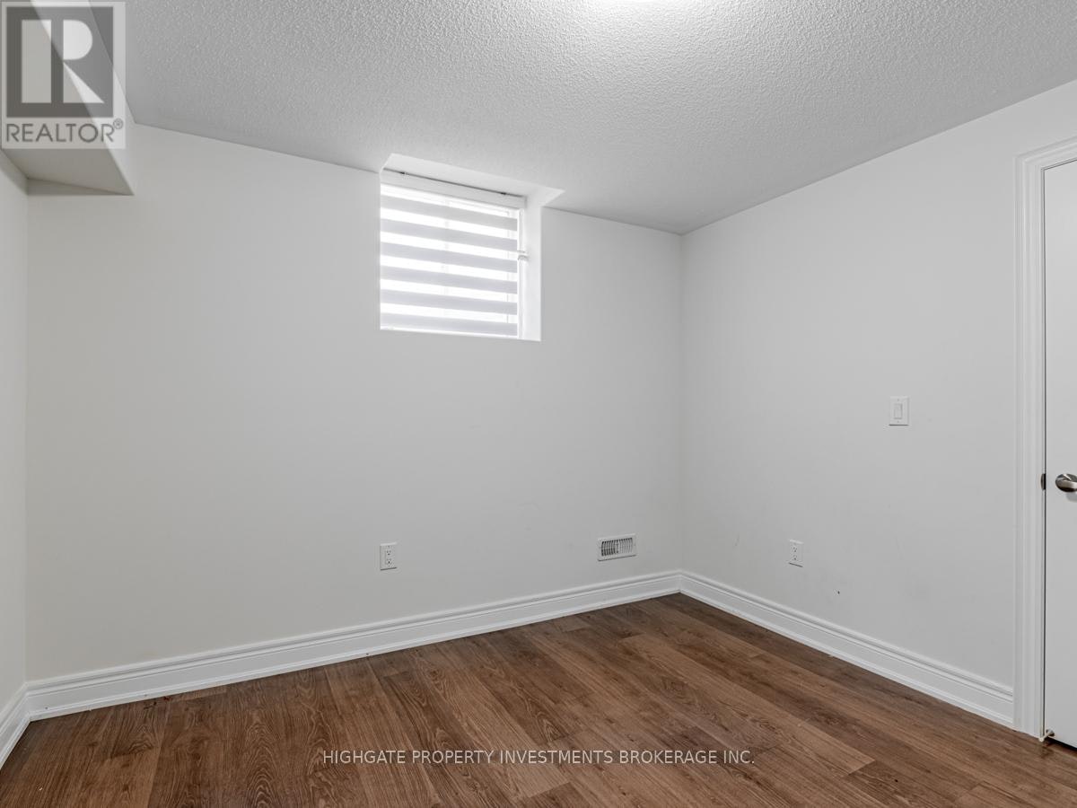 BSMT-1055 Purus Path, Pickering, ON, L1V 2P8 - 24