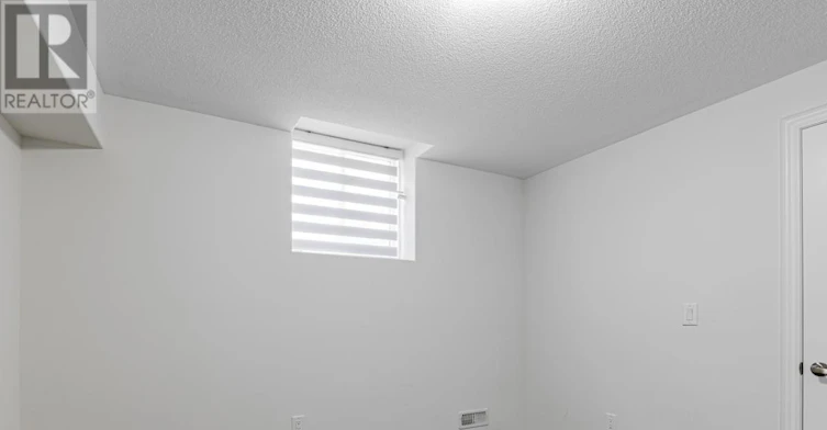 BSMT-1055 Purus Path, Pickering, ON, L1V 2P8 - 24