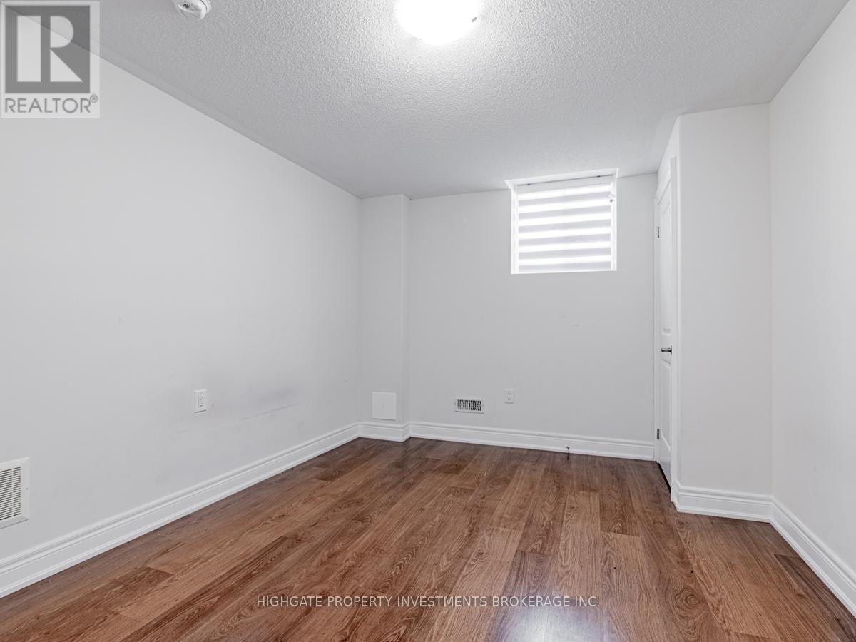 BSMT-1055 Purus Path, Pickering, ON, L1V 2P8 - 20