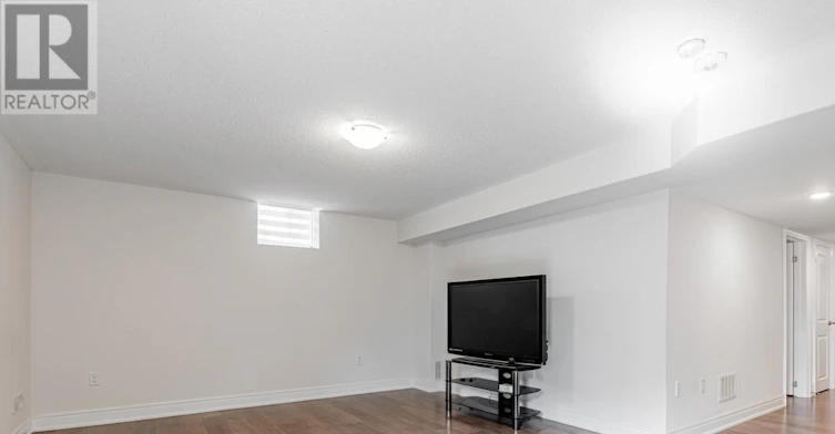 BSMT-1055 Purus Path, Pickering, ON, L1V 2P8 - 12