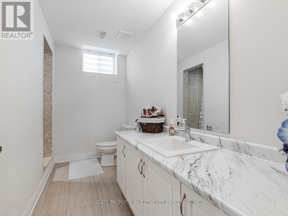BSMT-1055 Purus Path, Pickering, ON, L1V 2P8 - 17