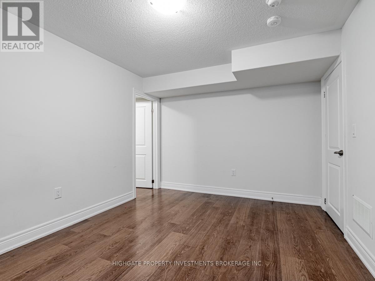 BSMT-1055 Purus Path, Pickering, ON, L1V 2P8 - 21
