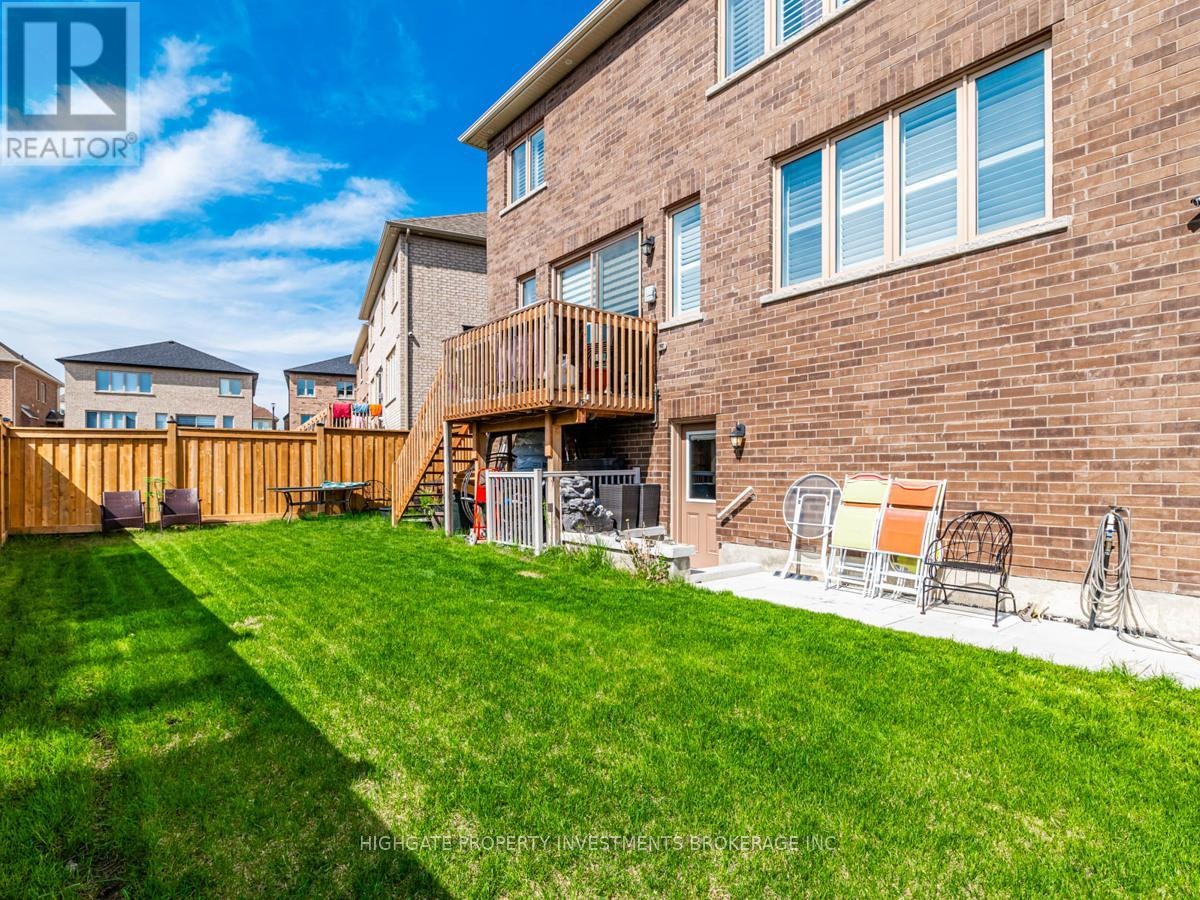 BSMT-1055 Purus Path, Pickering, ON, L1V 2P8 - 27