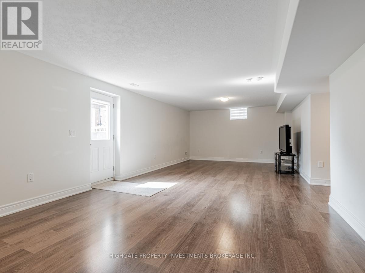 BSMT-1055 Purus Path, Pickering, ON, L1V 2P8 - 11