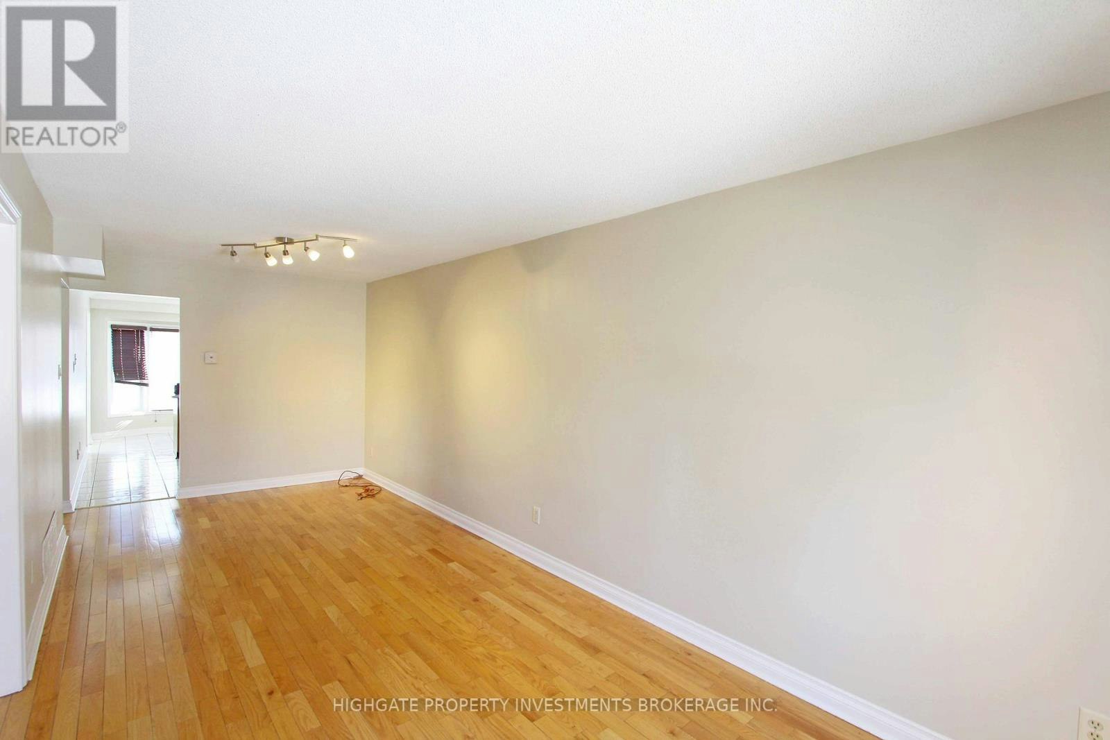 80 Hadden Crescent, Barrie, ON, L4M 6G7 - 3