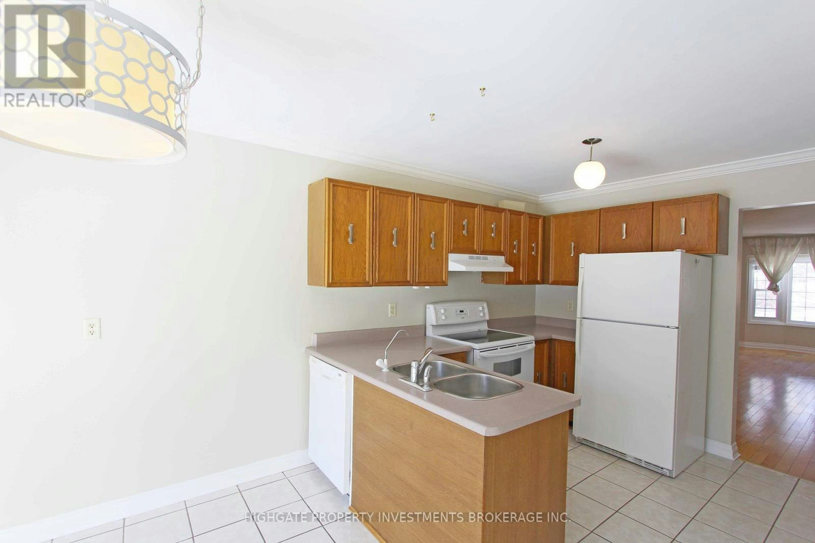 80 Hadden Crescent, Barrie, ON, L4M 6G7 - 4