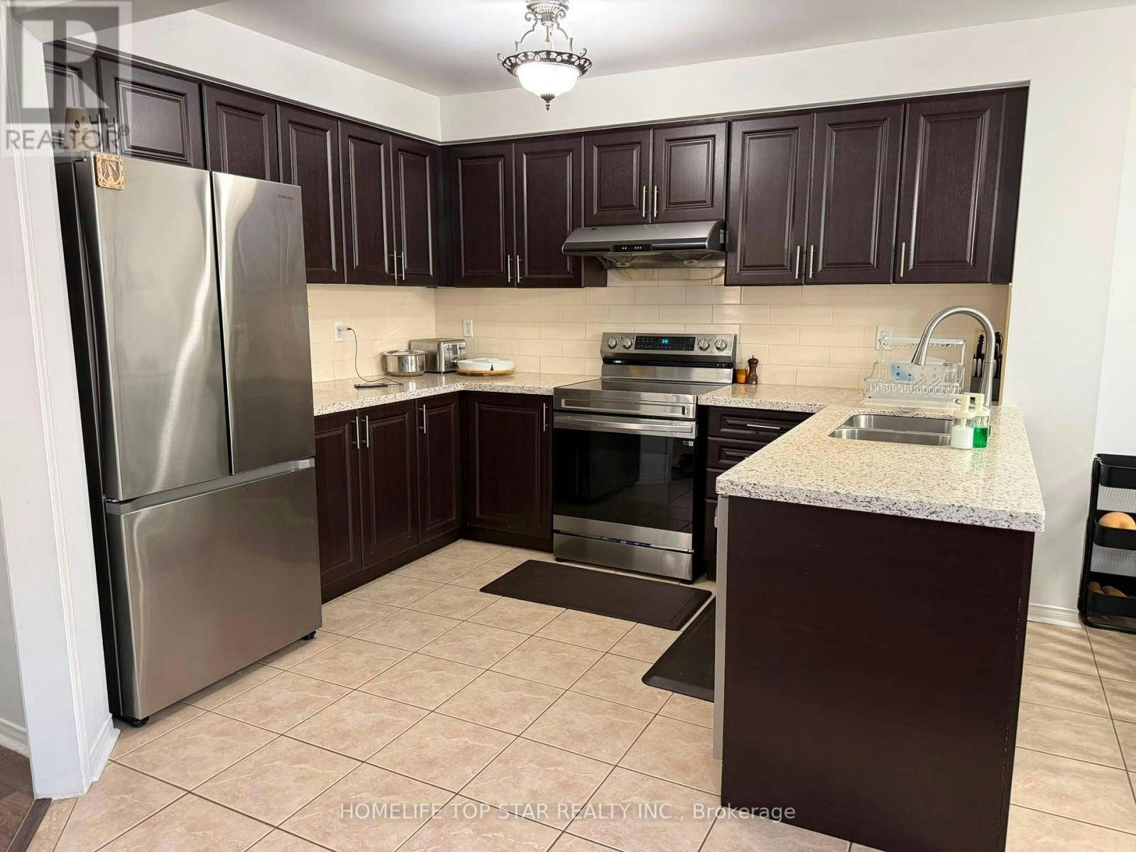 46 Ferncastle Crescent, Brampton, ON, L7A 3P3 - 2