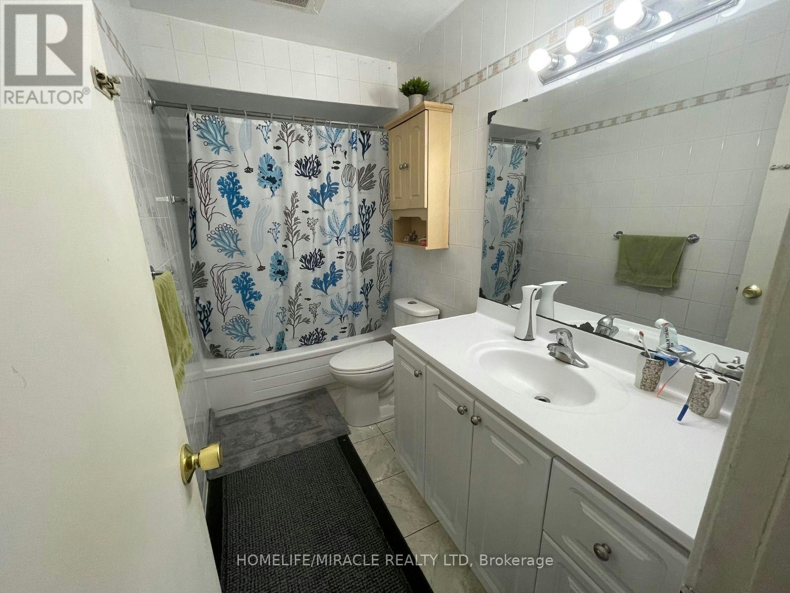 3443 Chipley Crescent, Mississauga, ON, L4T 2E3 - 8