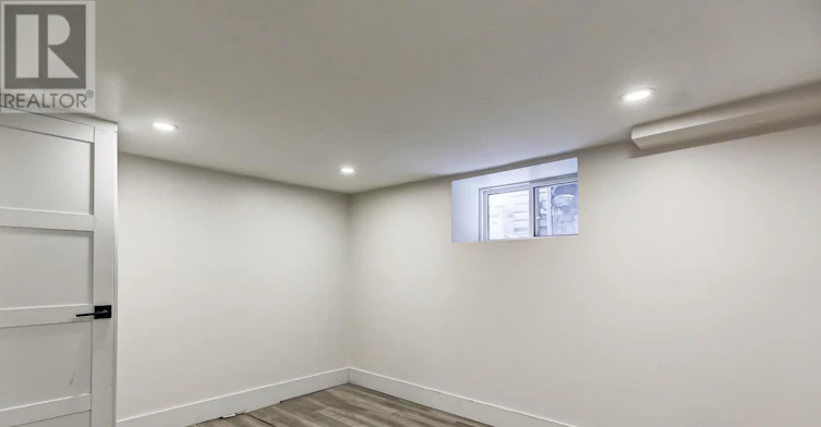MAIN FLOOR 1-1989 Davenport Road, Toronto, ON, M6N 1C5 - 15
