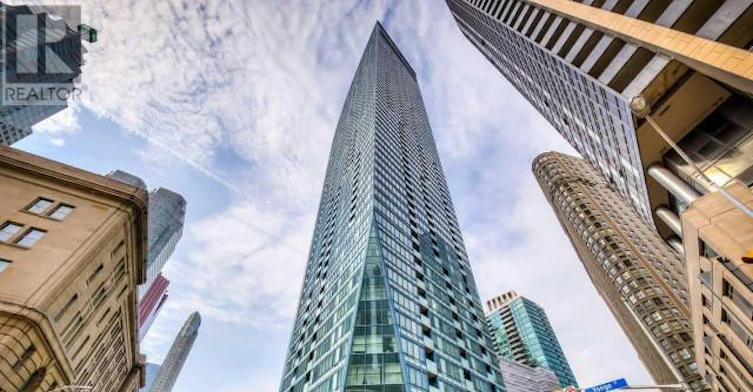 2012-8 The Esplanade, Toronto, ON, M5E 0A6