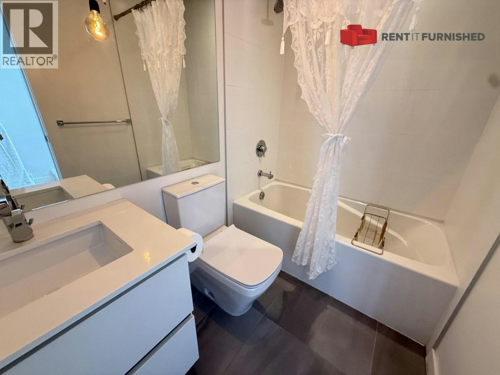 626 Alexander Street, Vancouver, BC, V6A 1C9 - 12