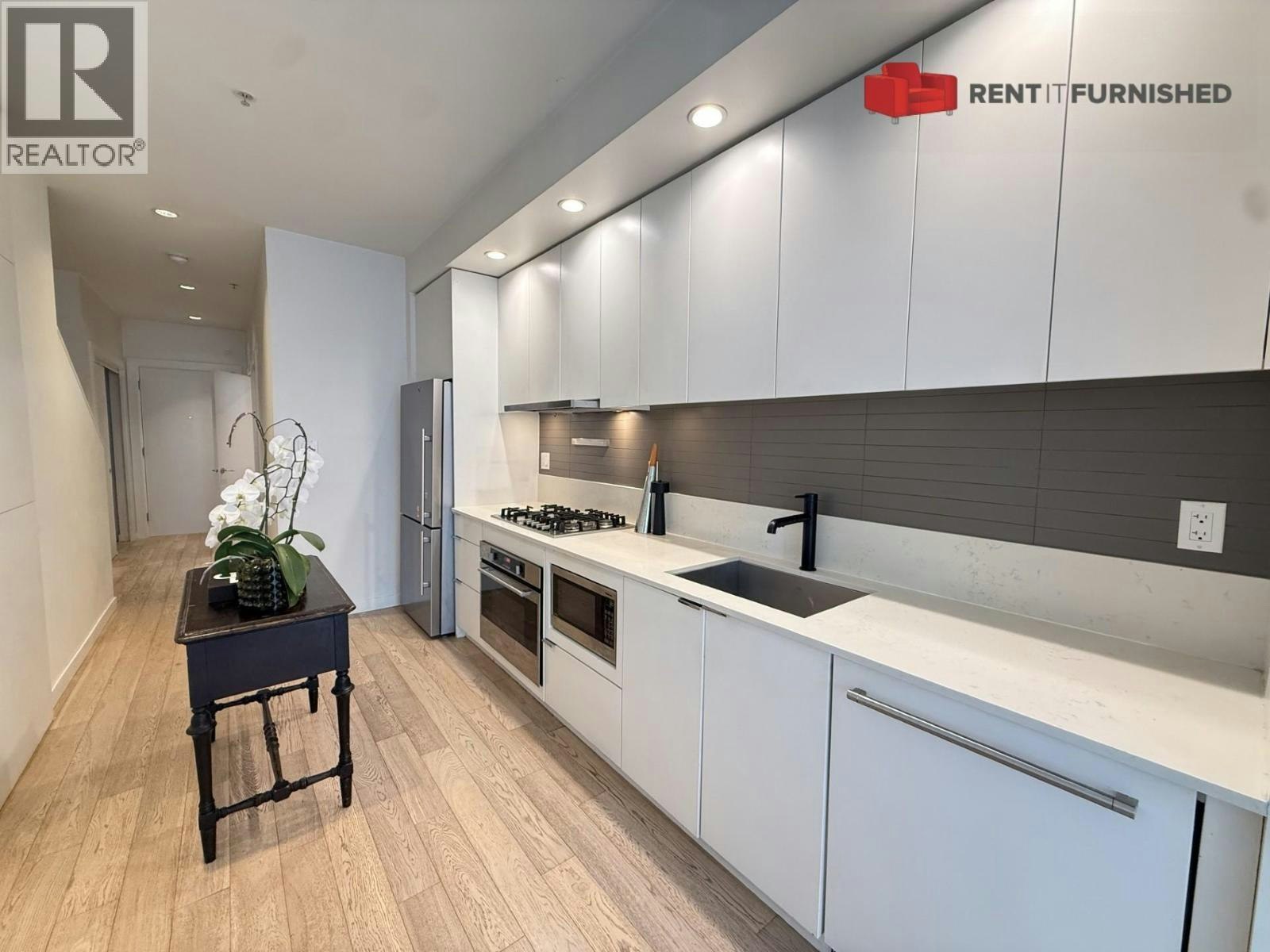 626 Alexander Street, Vancouver, BC, V6A 1C9 - 2