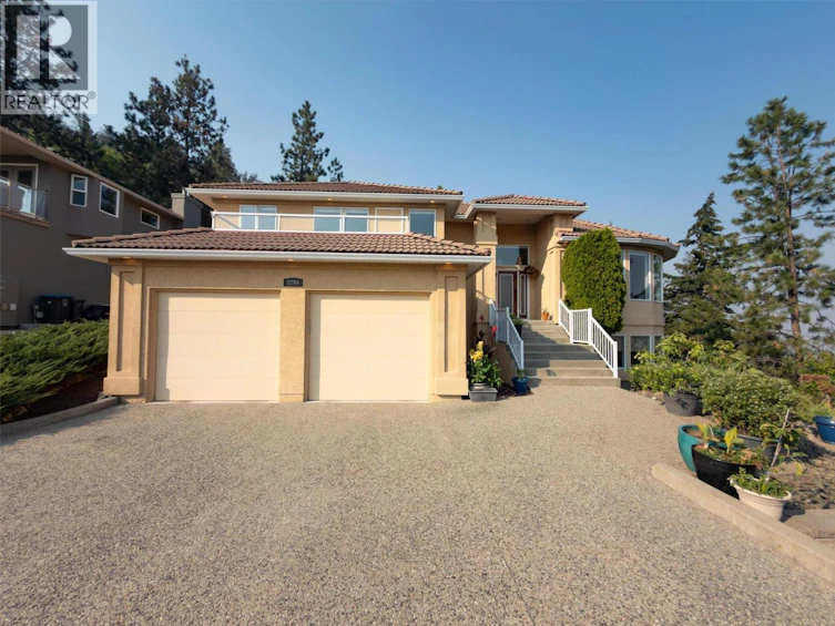 2296 Lillooet Crescent, Kelowna, BC, V1V 1T1