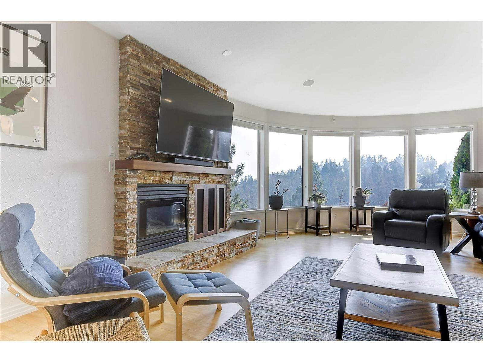 2296 Lillooet Crescent, Kelowna, BC, V1V 1T1 - 8