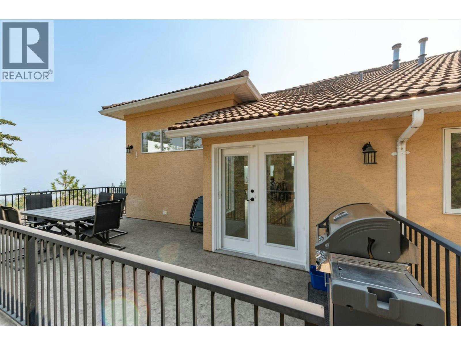 2296 Lillooet Crescent, Kelowna, BC, V1V 1T1 - 23