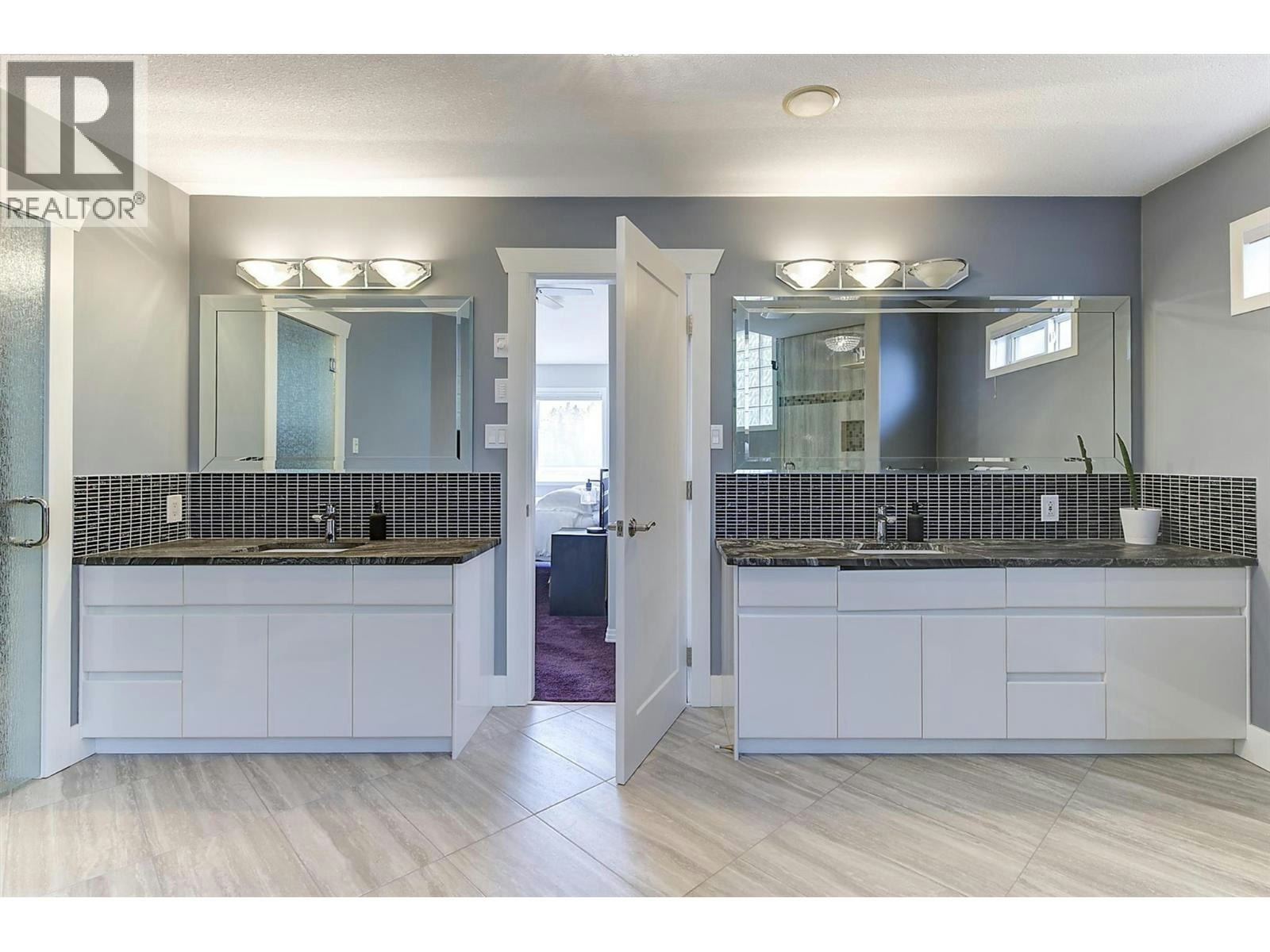 2296 Lillooet Crescent, Kelowna, BC, V1V 1T1 - 34