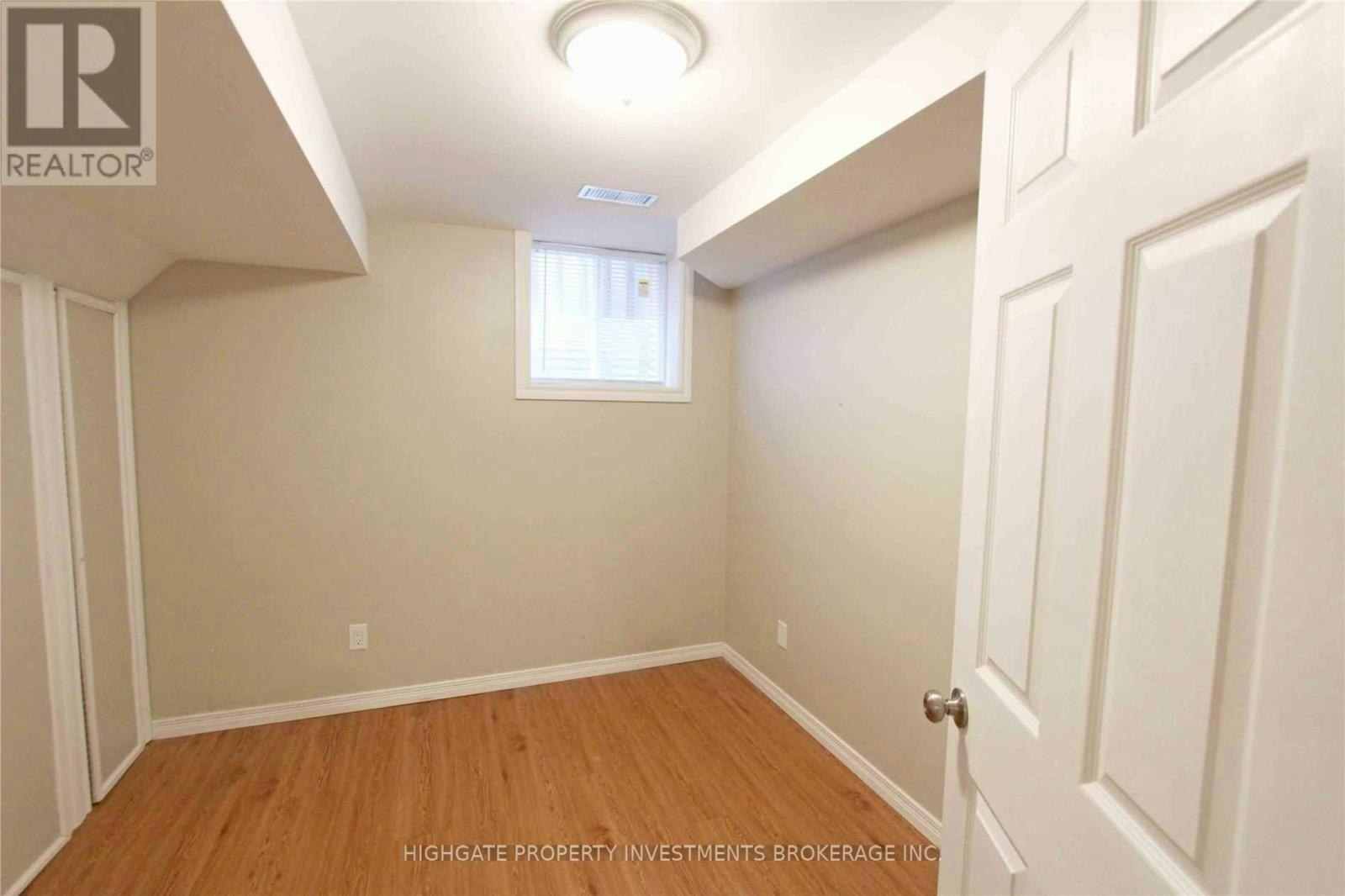 LOWER-80 Hadden Crescent, Barrie, ON, L4M 6G7 - 7