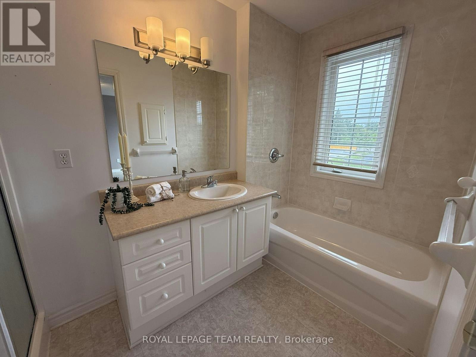 5535 Doctor Leach Drive, Manotick, ON, K4M 1L6 - 13
