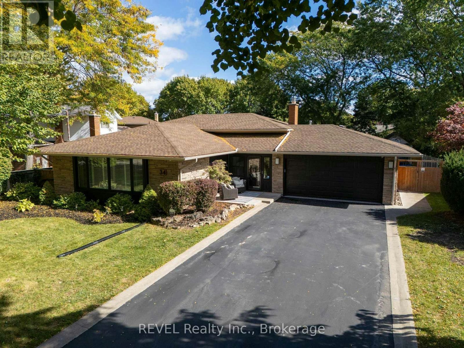 34 Royal York Road, St. Catharines, ON, L2N 2N6