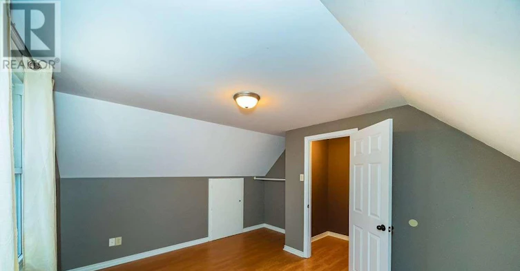 5254 Stanley Avenue, Niagara Falls, ON, L2E 5A5 - 11